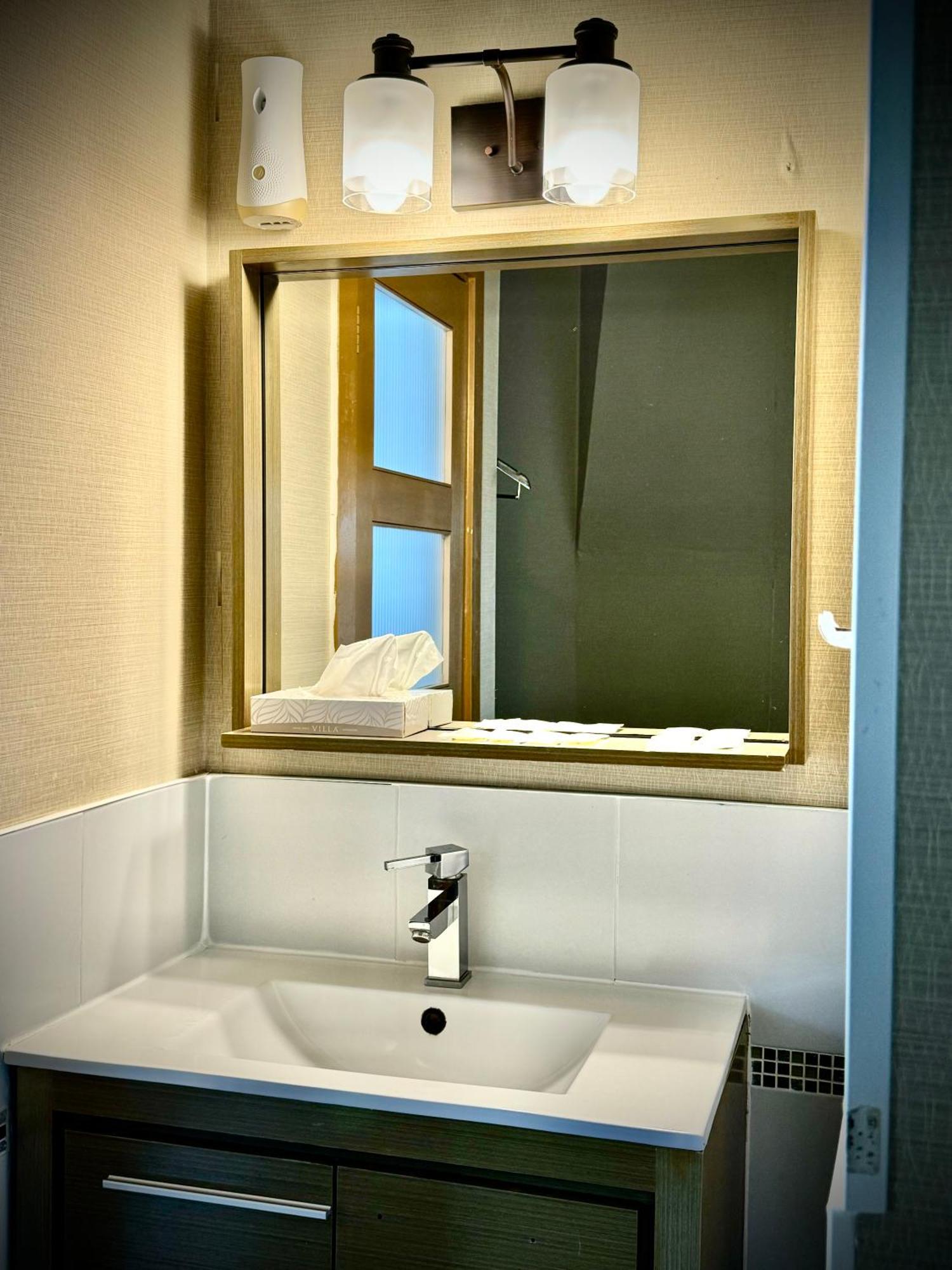Royal Oak Inn Toronto Zewnętrze zdjęcie
